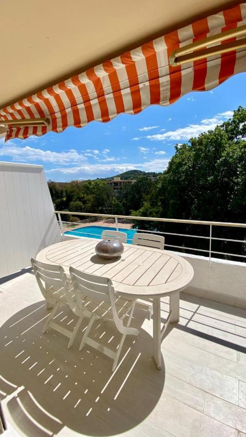 Charming Studio With Pool In Saint Tropez Apartment Luaran gambar