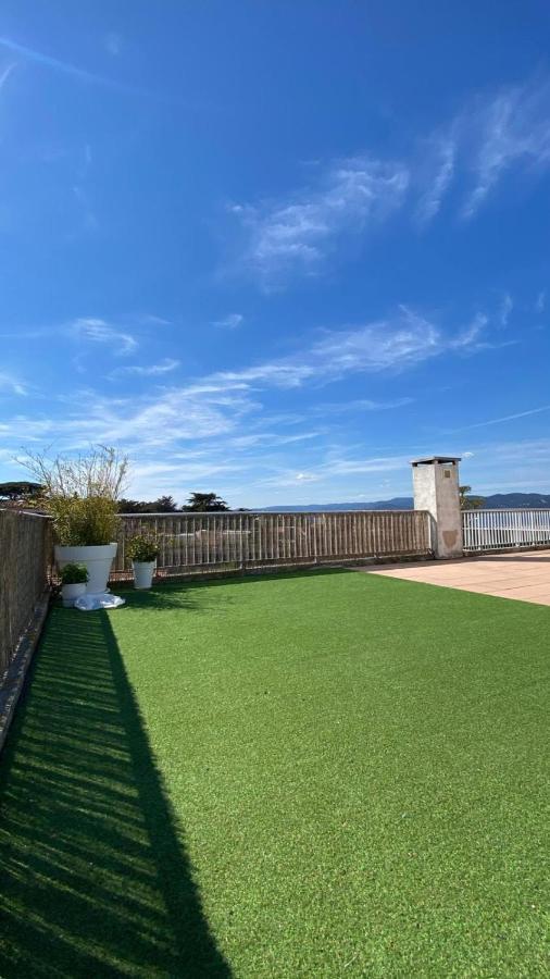 Charming Studio With Pool In Saint Tropez Apartment Luaran gambar