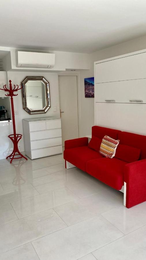 Charming Studio With Pool In Saint Tropez Apartment Luaran gambar